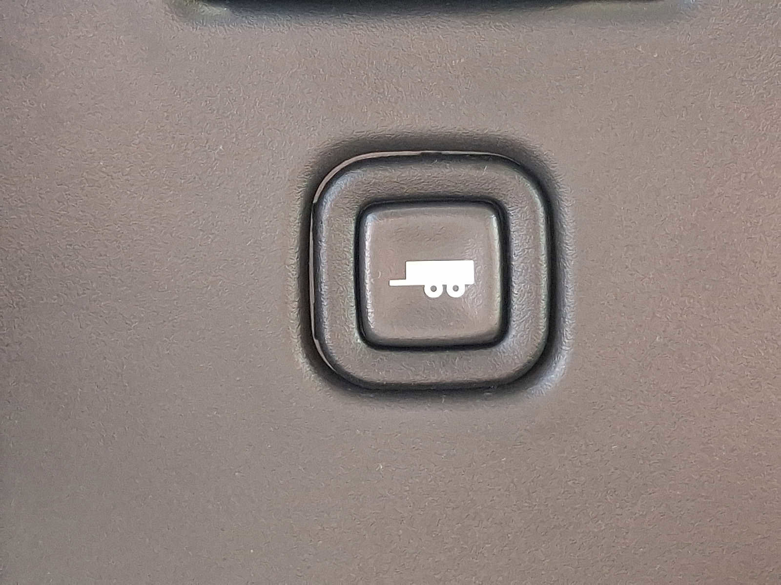 New 2025 GMC Savana 3500 w/ Driver Convenience Package image 18