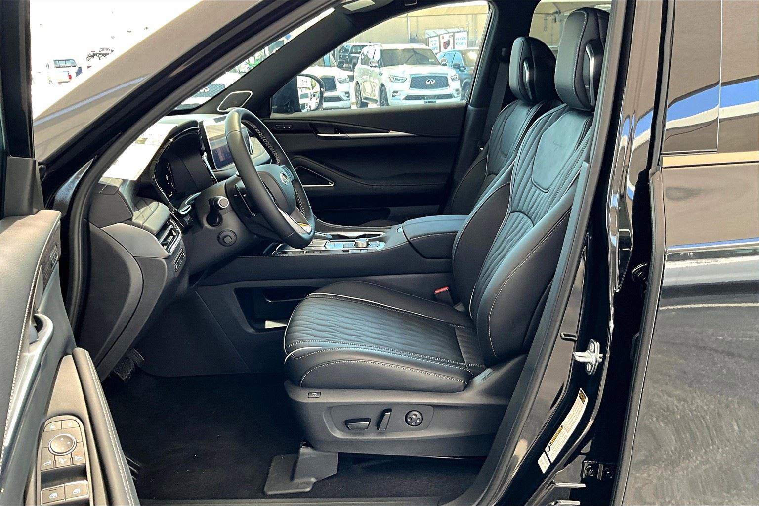 New 2026 INFINITI QX60 Autograph image 13