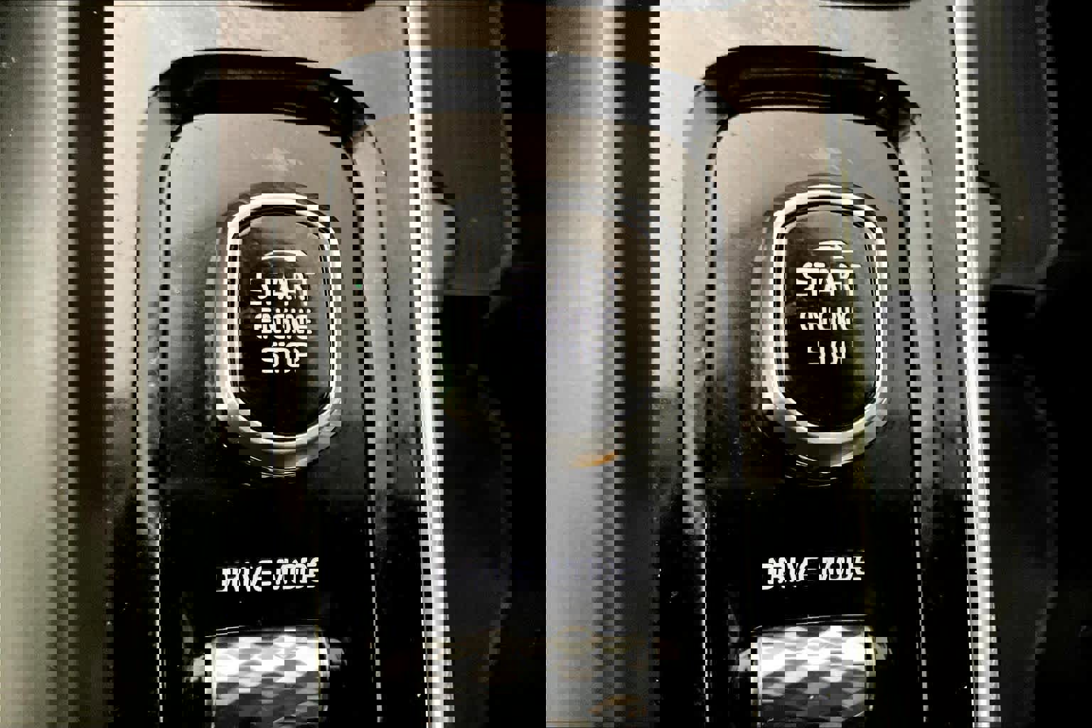 Used 2020 Volvo XC60 T5 Momentum w/ Premium Package image 34