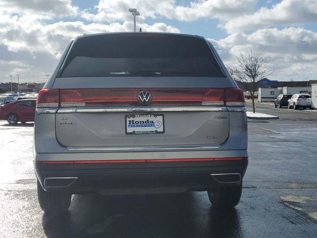 Used 2024 Volkswagen Atlas SE image 4