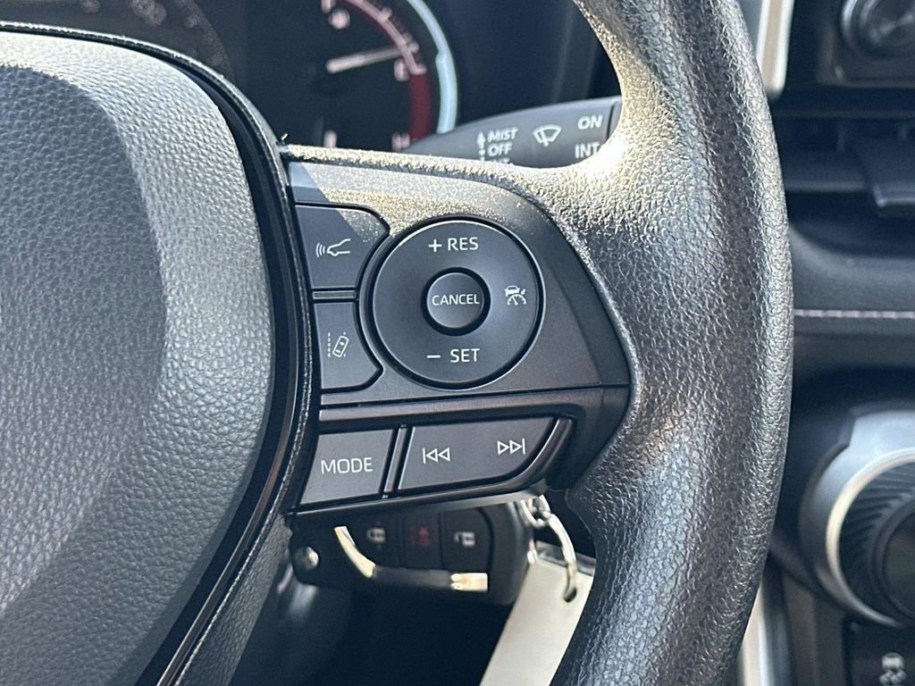 Used 2025 Toyota RAV4 LE image 15