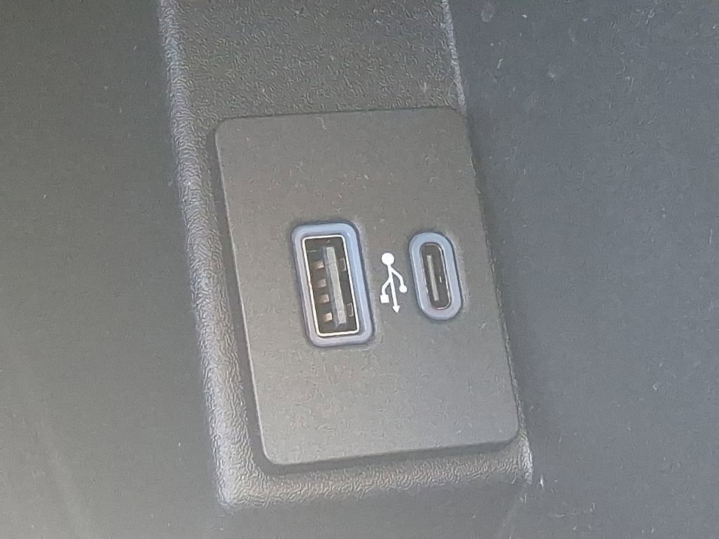 Used 2024 Ford Edge SEL w/ Convenience Package AWD/4WD image 25