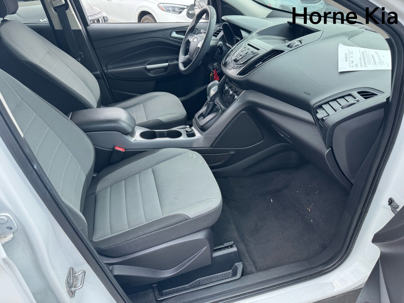Used 2016 Ford Escape SE FWD image 25