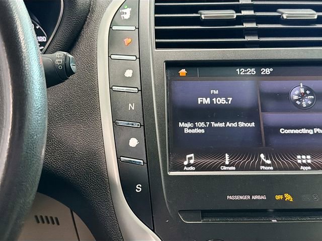 Used 2019 Lincoln MKC Premiere image 16