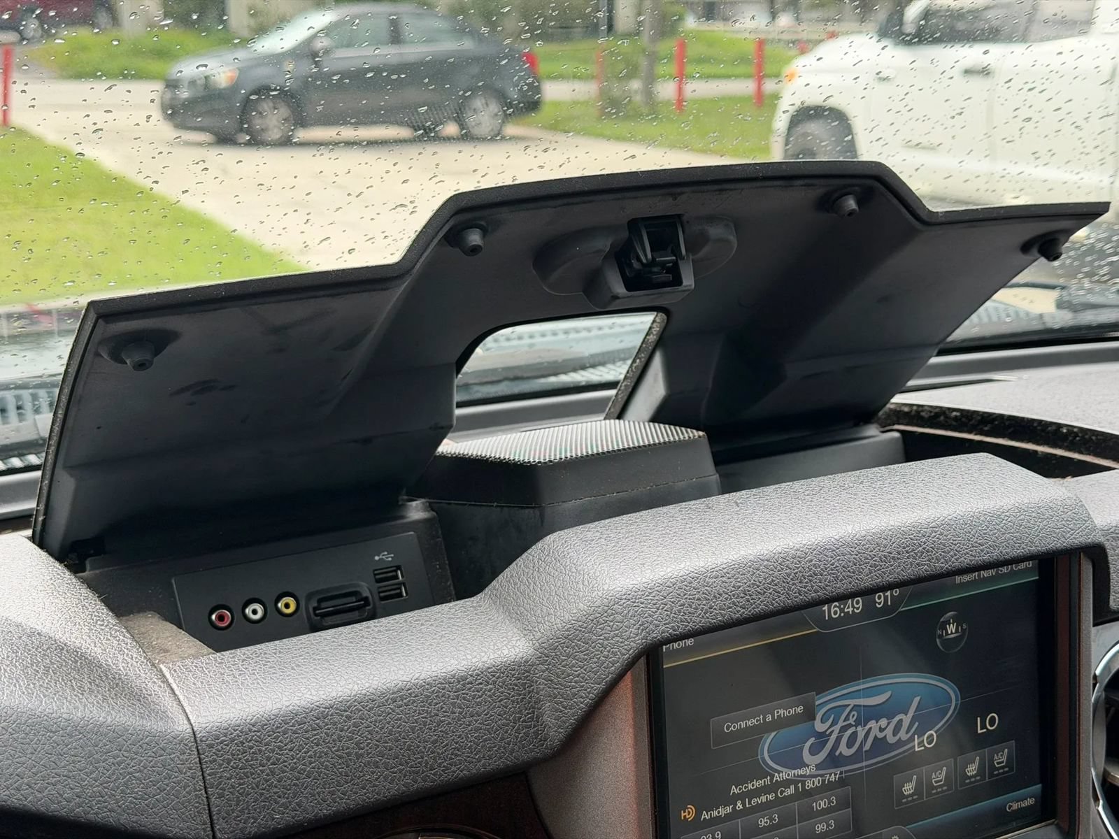 Used 2016 Ford F350 Lariat w/ Lariat Ultimate Package AWD/4WD image 16