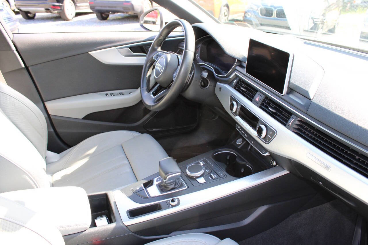 Used 2017 Audi A4 2.0T Prestige w/ Prestige Package AWD/4WD image 12