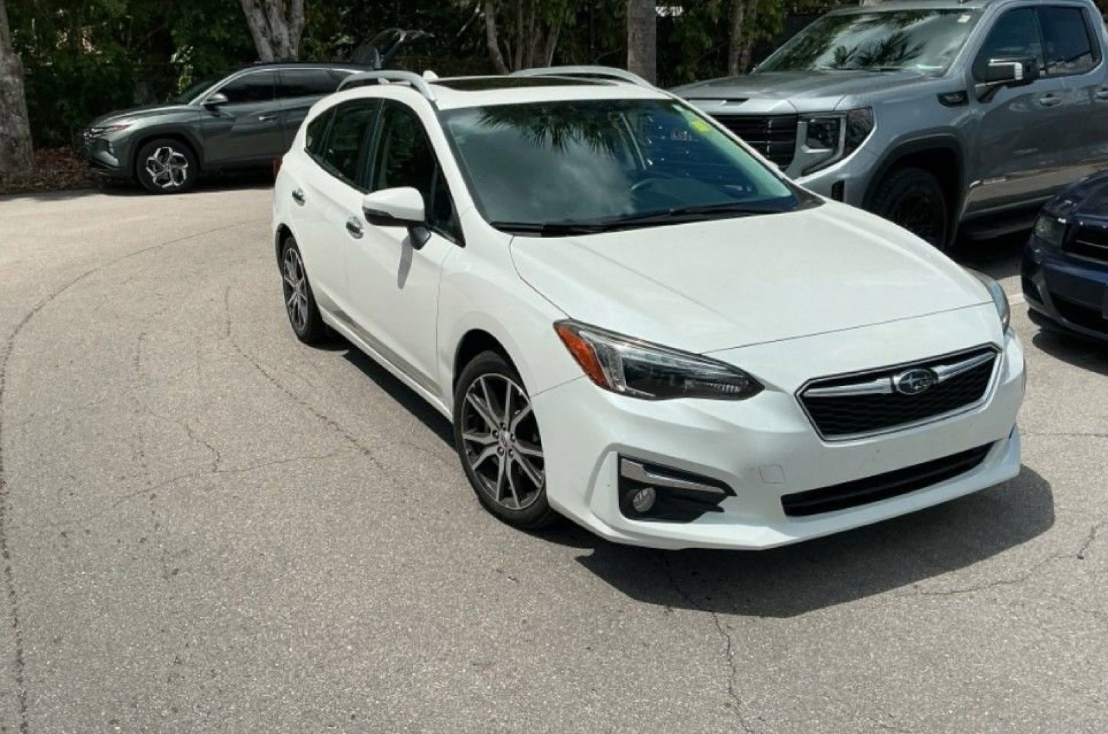 Used 2018 Subaru Impreza 2.0i Limited image 4