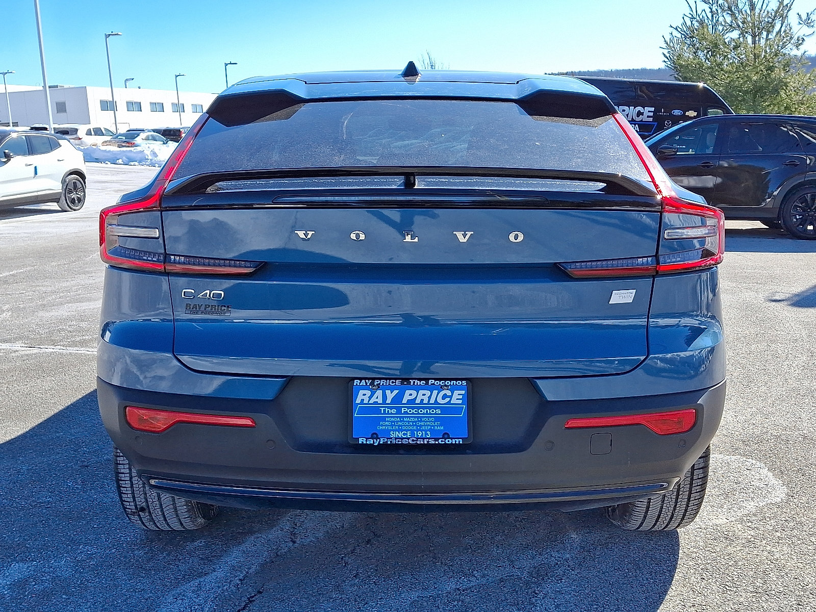 Certified 2023 Volvo C40 P8 Recharge Ultimate image 5