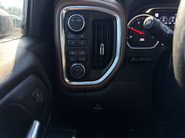 Used 2023 Chevrolet Silverado 3500 High Country image 18