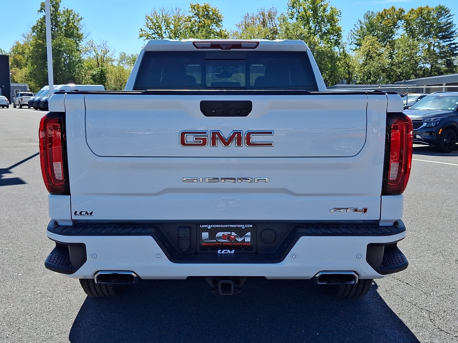Used 2021 GMC Sierra 1500 AT4 w/ AT4 Premium Package AWD/4WD image 6
