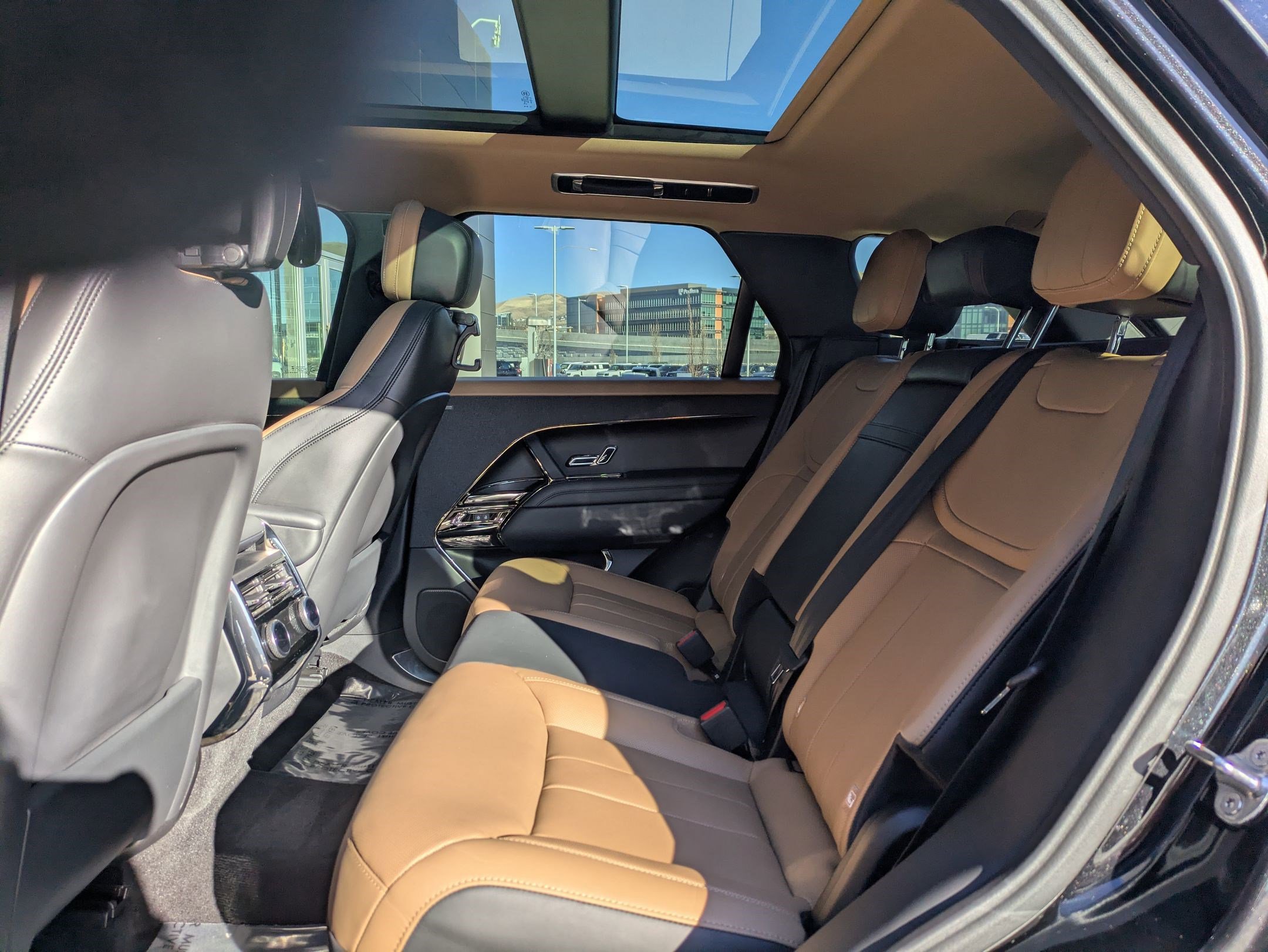 Certified 2024 Land Rover Range Rover Sport Dynamic SE image 23