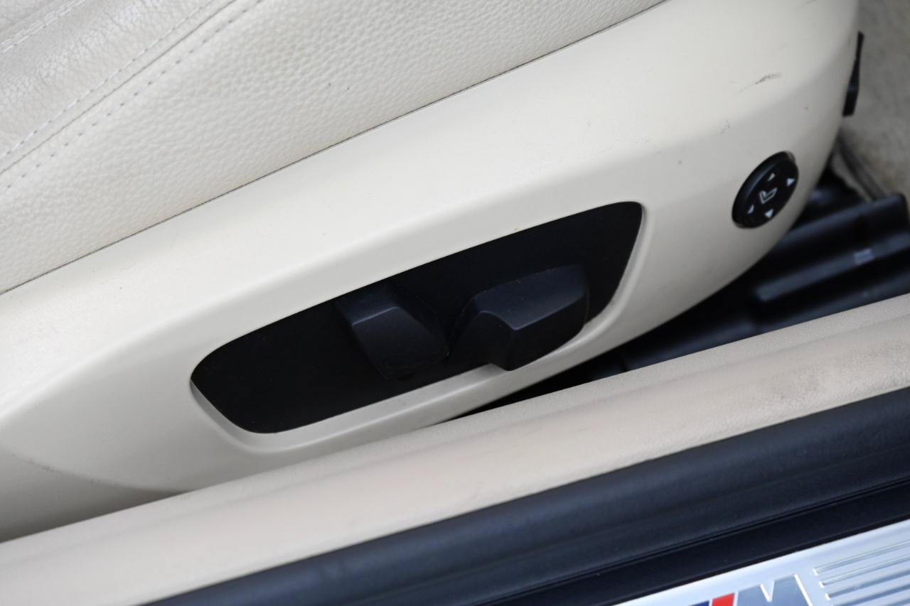Used 2012 BMW 328i Convertible RWD image 22