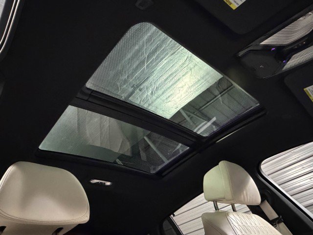 Used 2022 BMW X6 M50i w/ Executive Package image 14