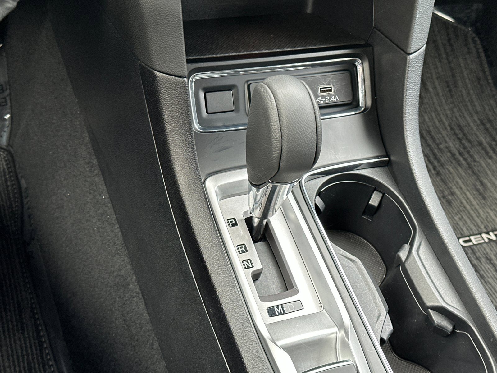 Used 2024 Subaru Ascent Premium w/ Convenience Package image 22