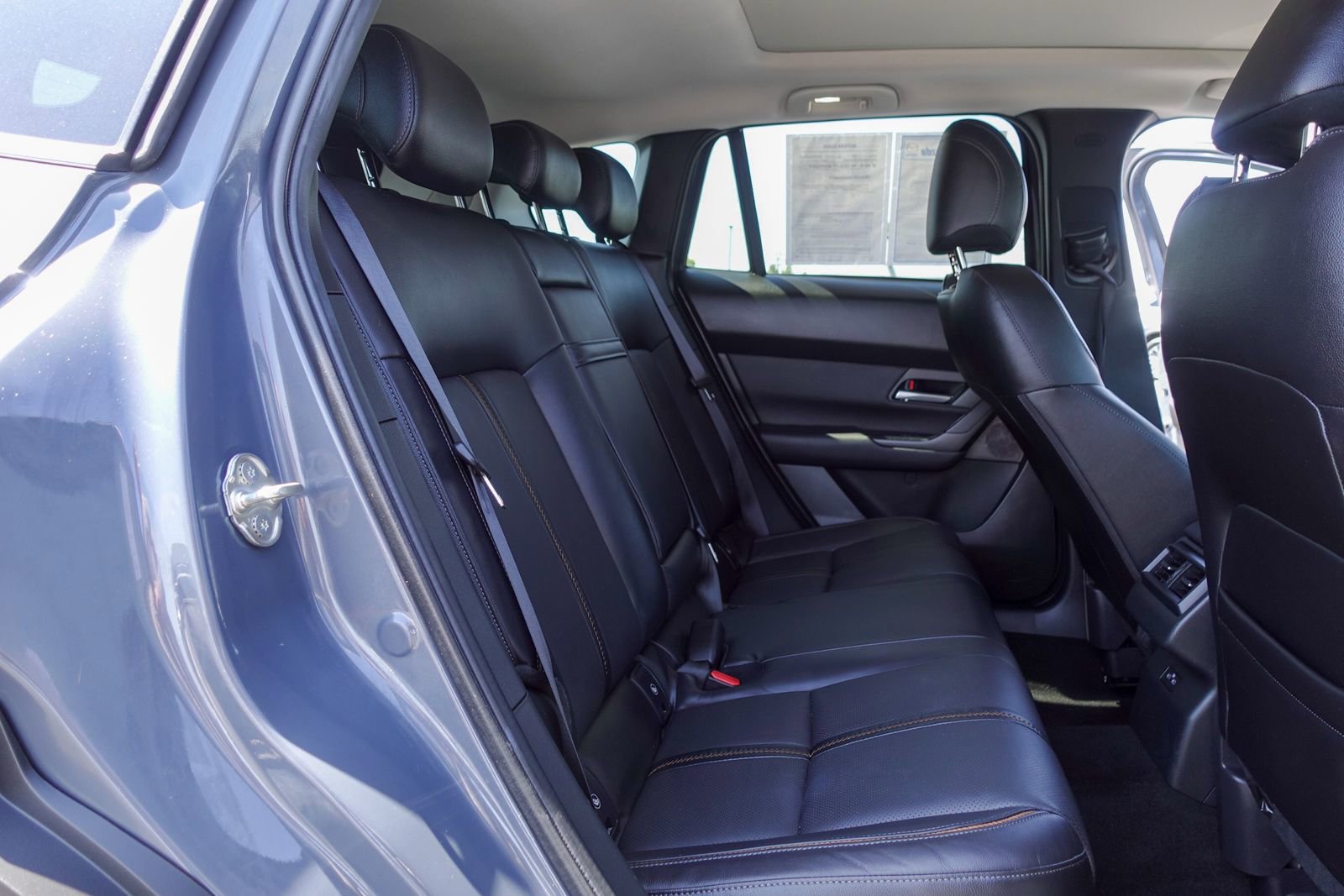 Certified 2025 MAZDA CX-50 AWD 2.5 S w/ Premium Plus Pkg image 17