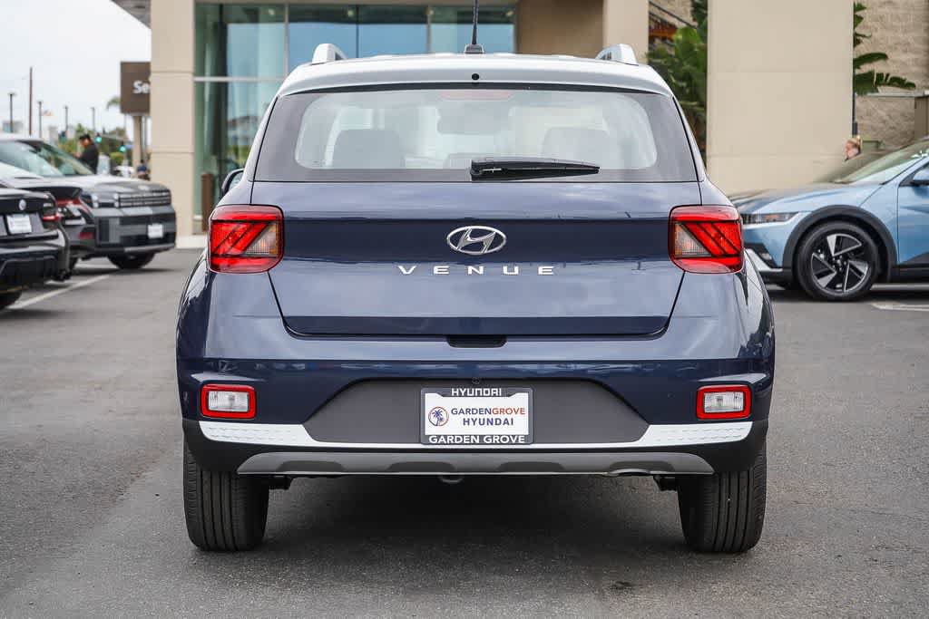 New 2026 Hyundai Venue SEL FWD image 5