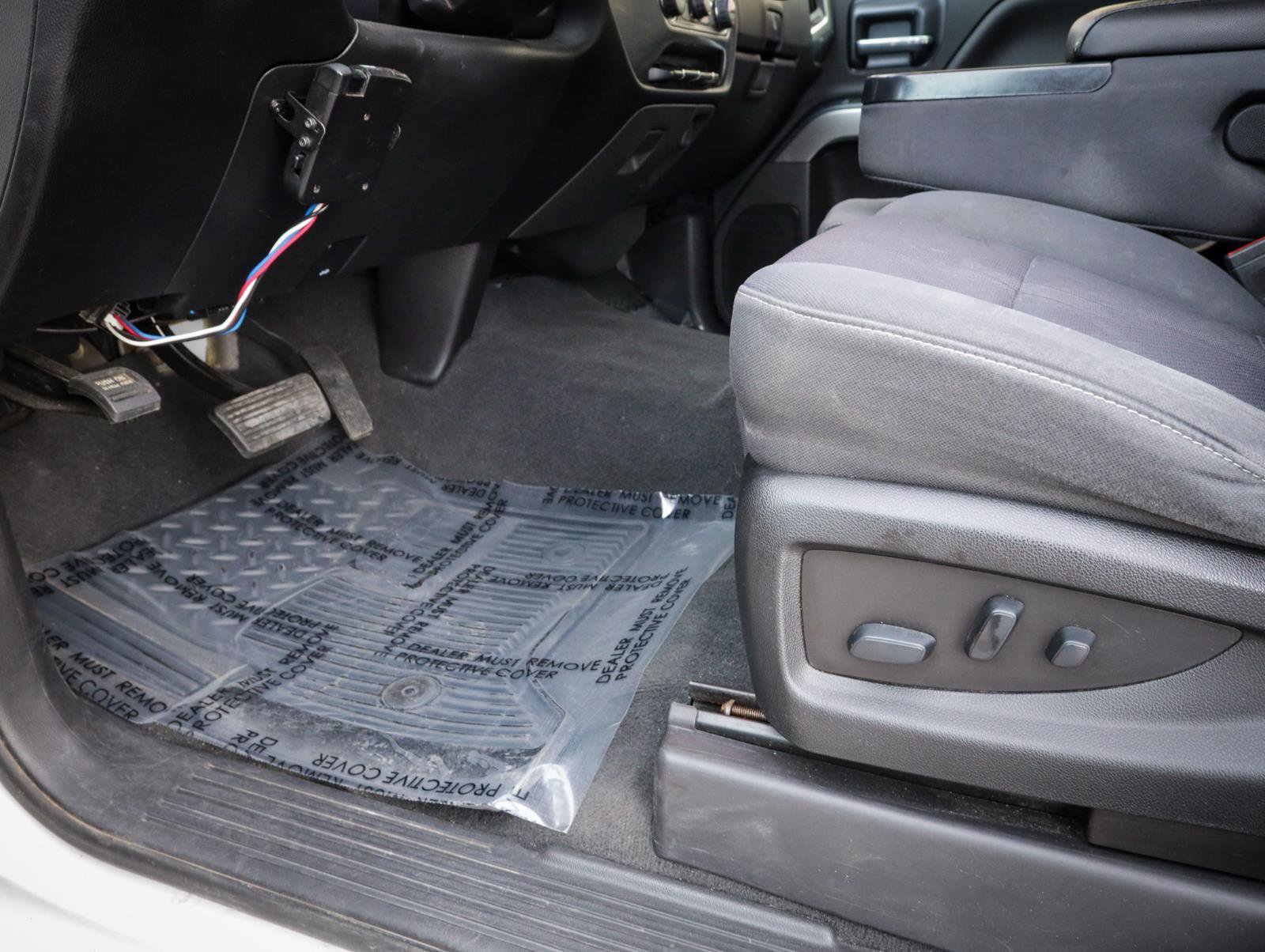 Used 2018 Chevrolet Silverado 1500 LT w/ All Star Edition image 14