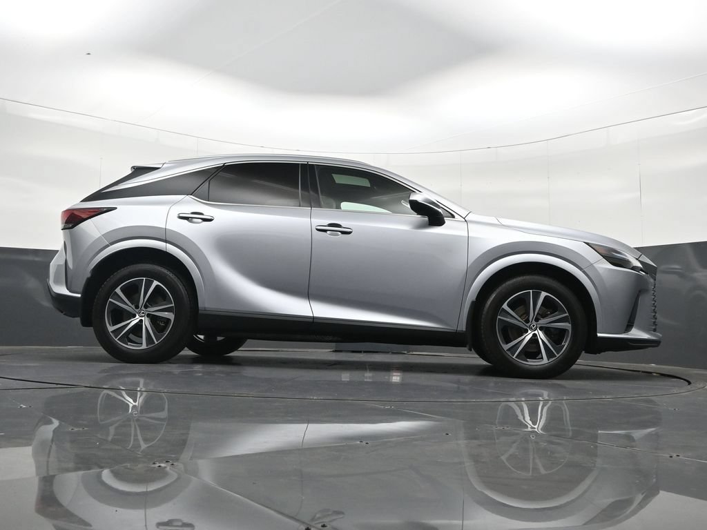 Used 2023 Lexus RX 350 Premium w/ Accessory Package AWD/4WD image 36