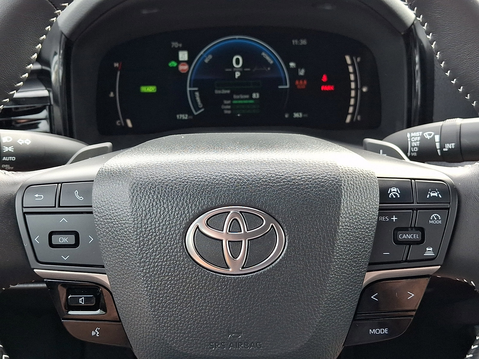 Certified 2025 Toyota Camry SE AWD/4WD image 18