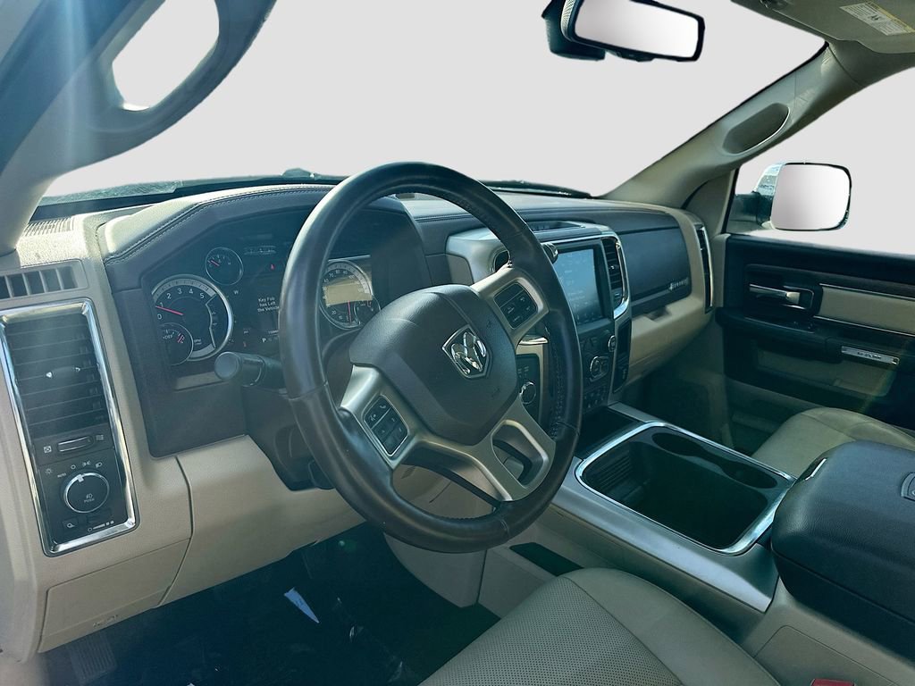 Used 2018 RAM 3500 Laramie AWD/4WD image 9