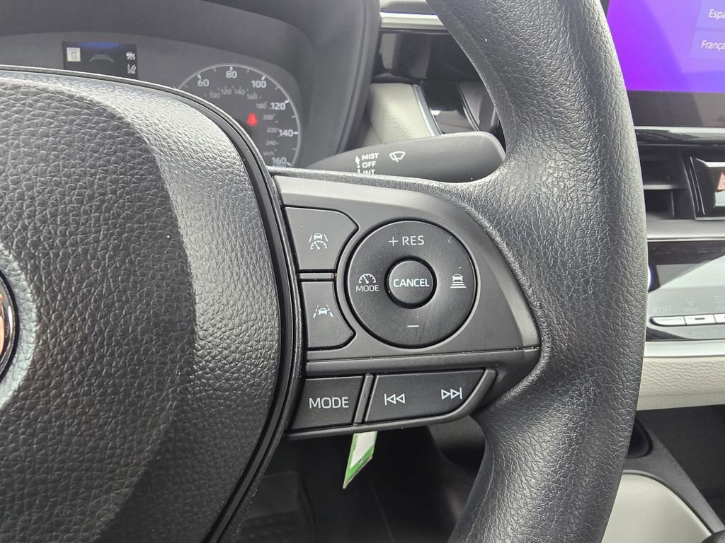 Certified 2025 Toyota Corolla LE FWD image 22