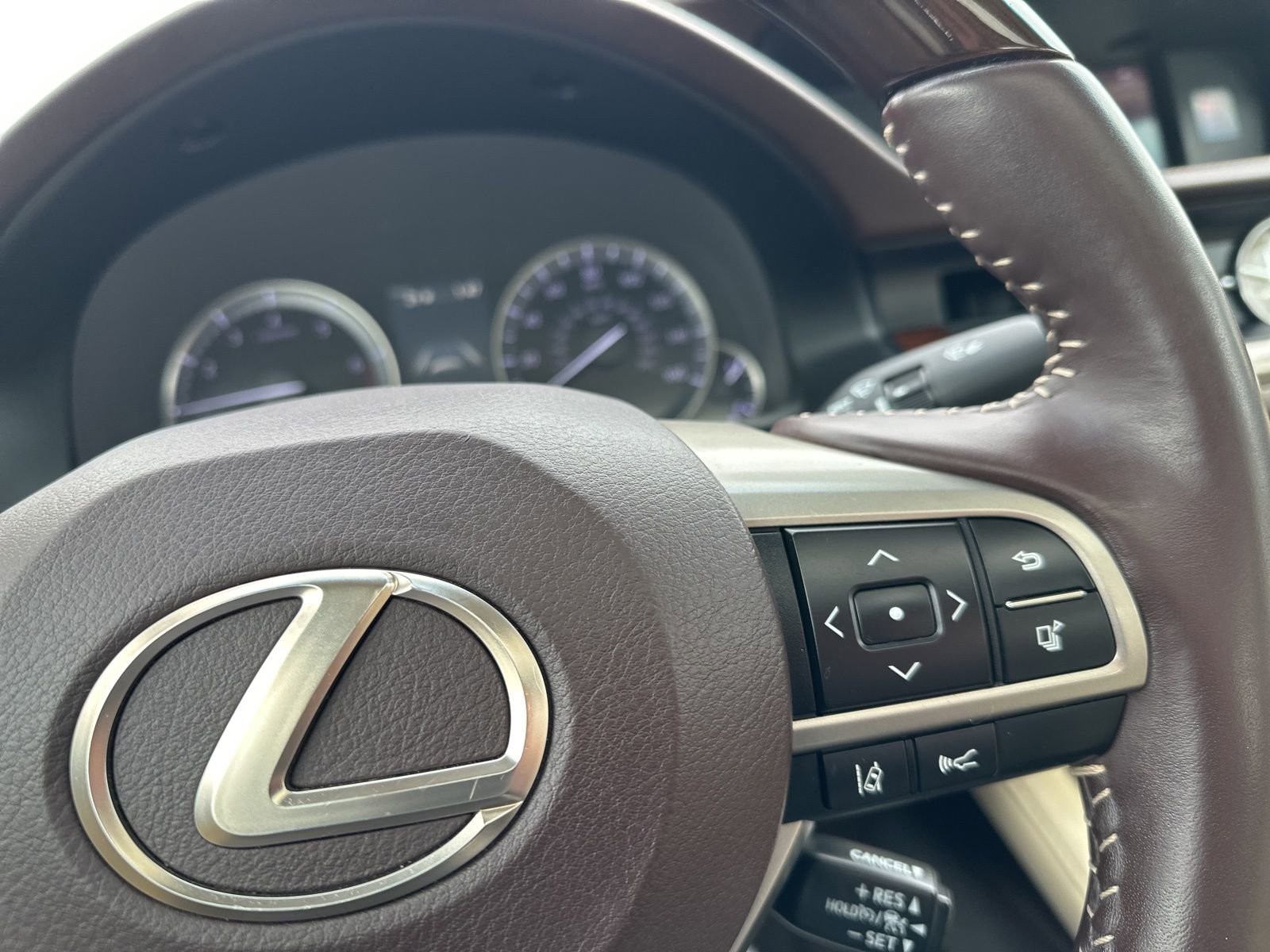 Used 2018 Lexus ES 350 w/ Navigation System Package image 49