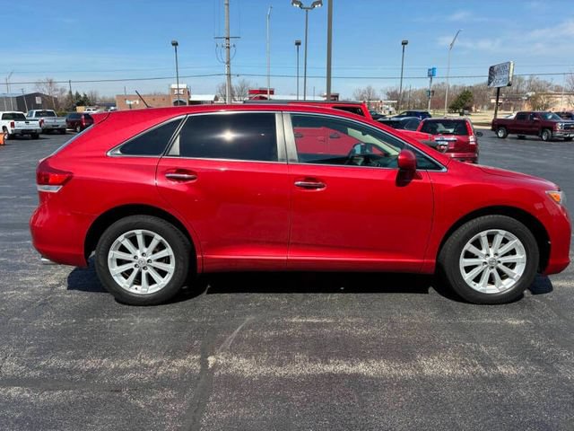 Used 2010 Toyota Venza w/ Convenience Pkg FWD image 2
