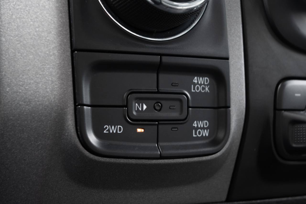 Used 2016 RAM 1500 Tradesman w/ Popular Equipment Group AWD/4WD image 3