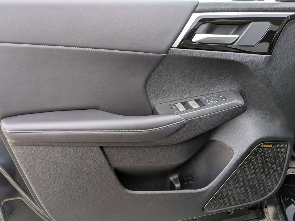 New 2026 Mitsubishi Outlander SE AWD/4WD image 14