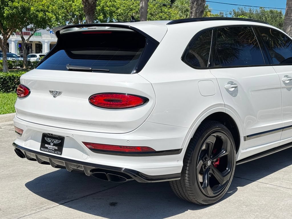Used 2022 Bentley Bentayga AWD/4WD image 7