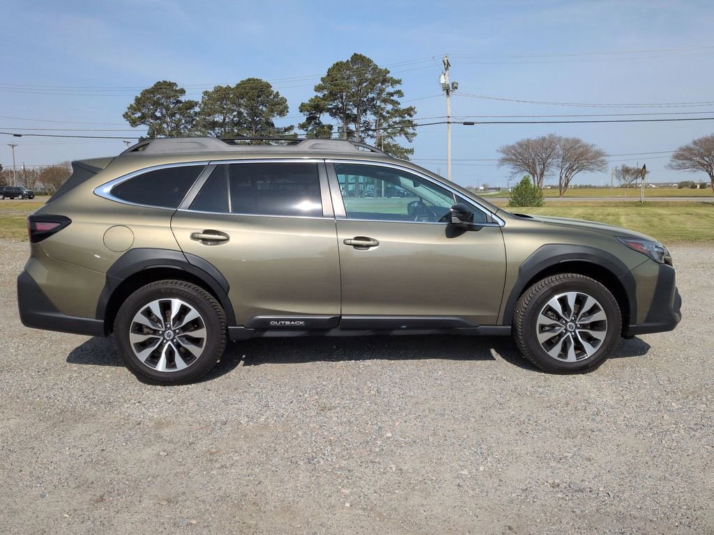 Used 2024 Subaru Outback Limited image 3