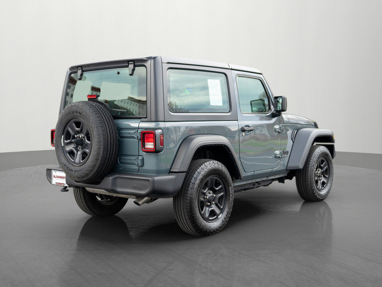 Used 2025 Jeep Wrangler Sport AWD/4WD image 7