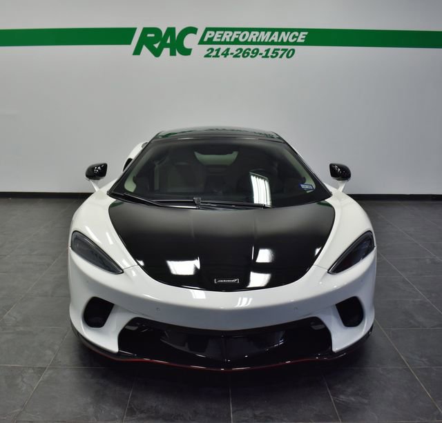 Used 2020 McLaren GT image 3