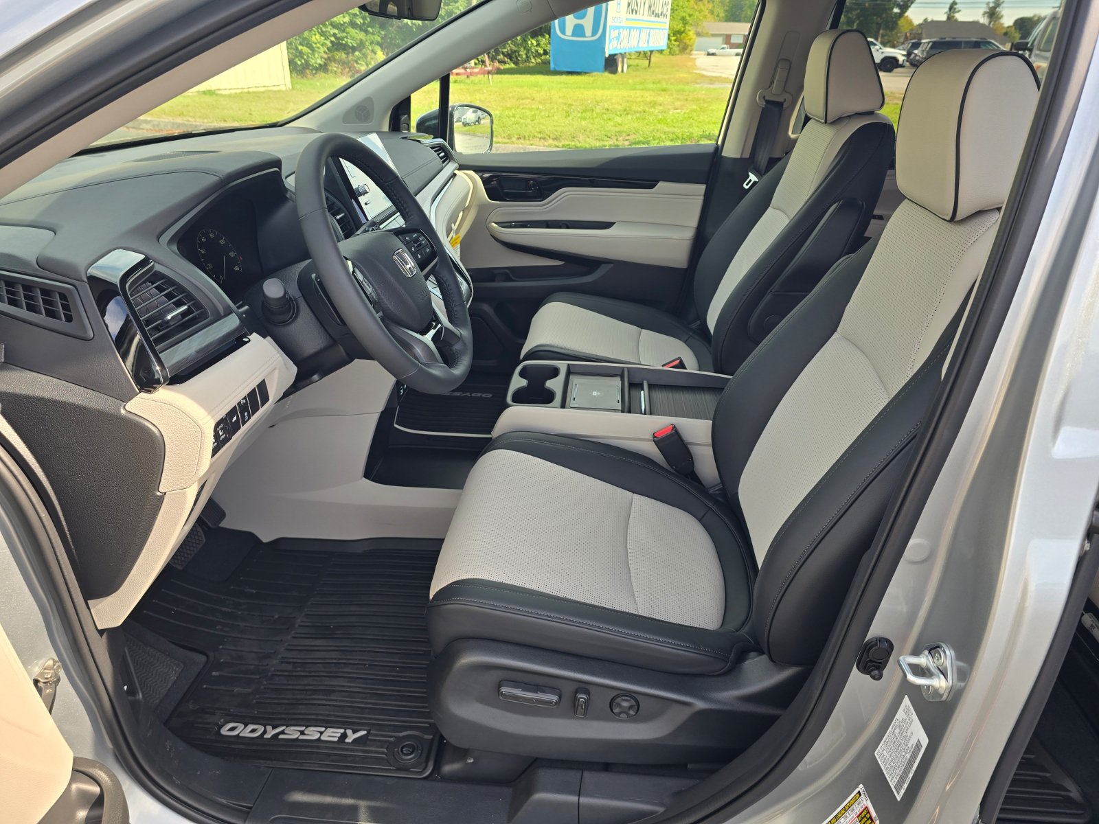 New 2027 Honda Odyssey Elite image 15