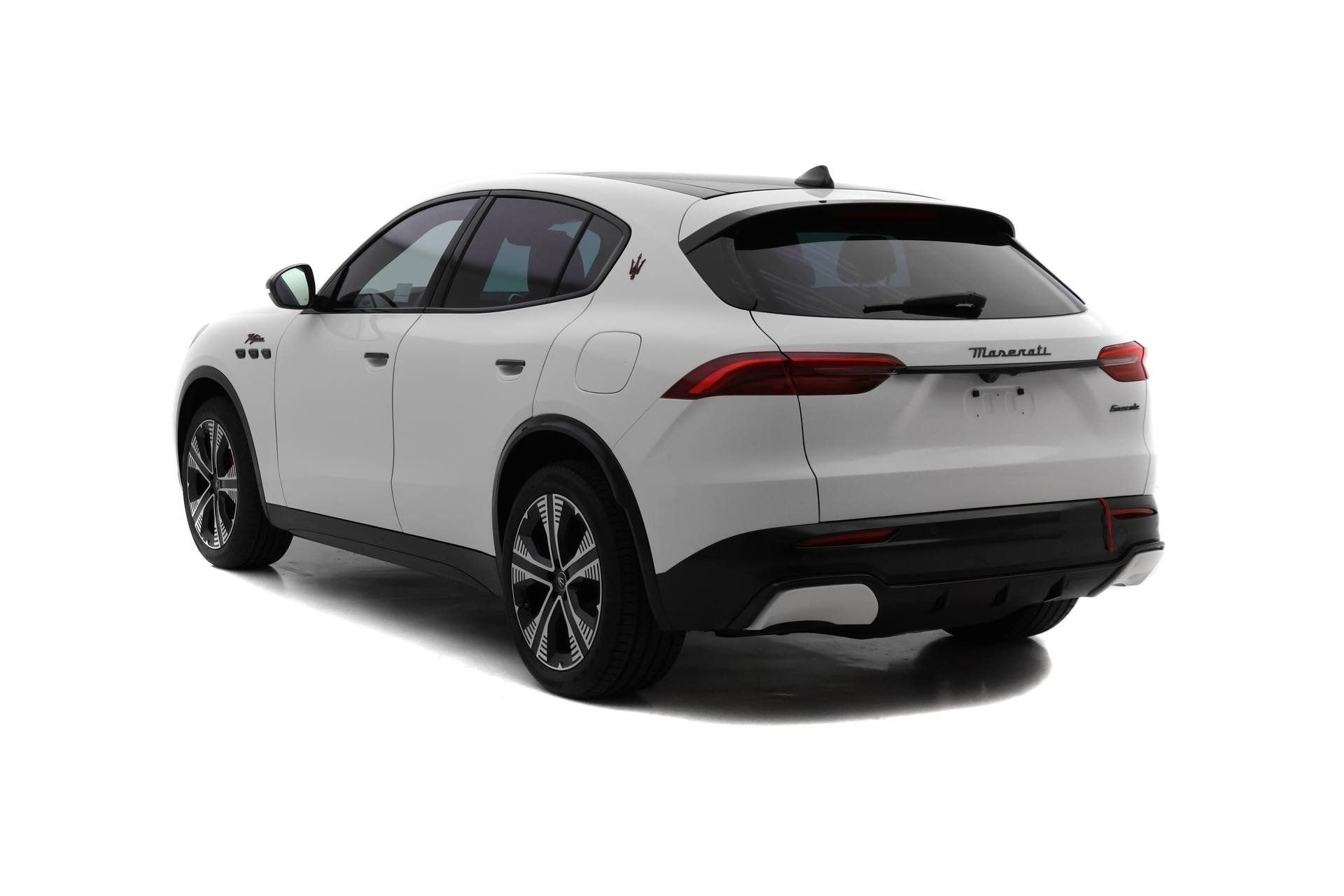 Used 2025 Maserati Grecale Folgore image 5