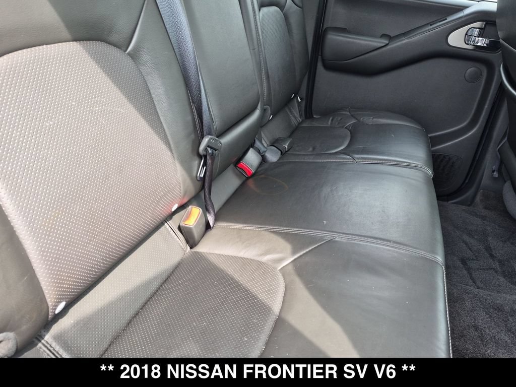 Used 2018 Nissan Frontier PRO-4X AWD/4WD image 26