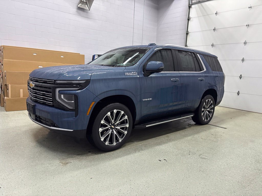 Used 2025 Chevrolet Tahoe High Country AWD/4WD image 8