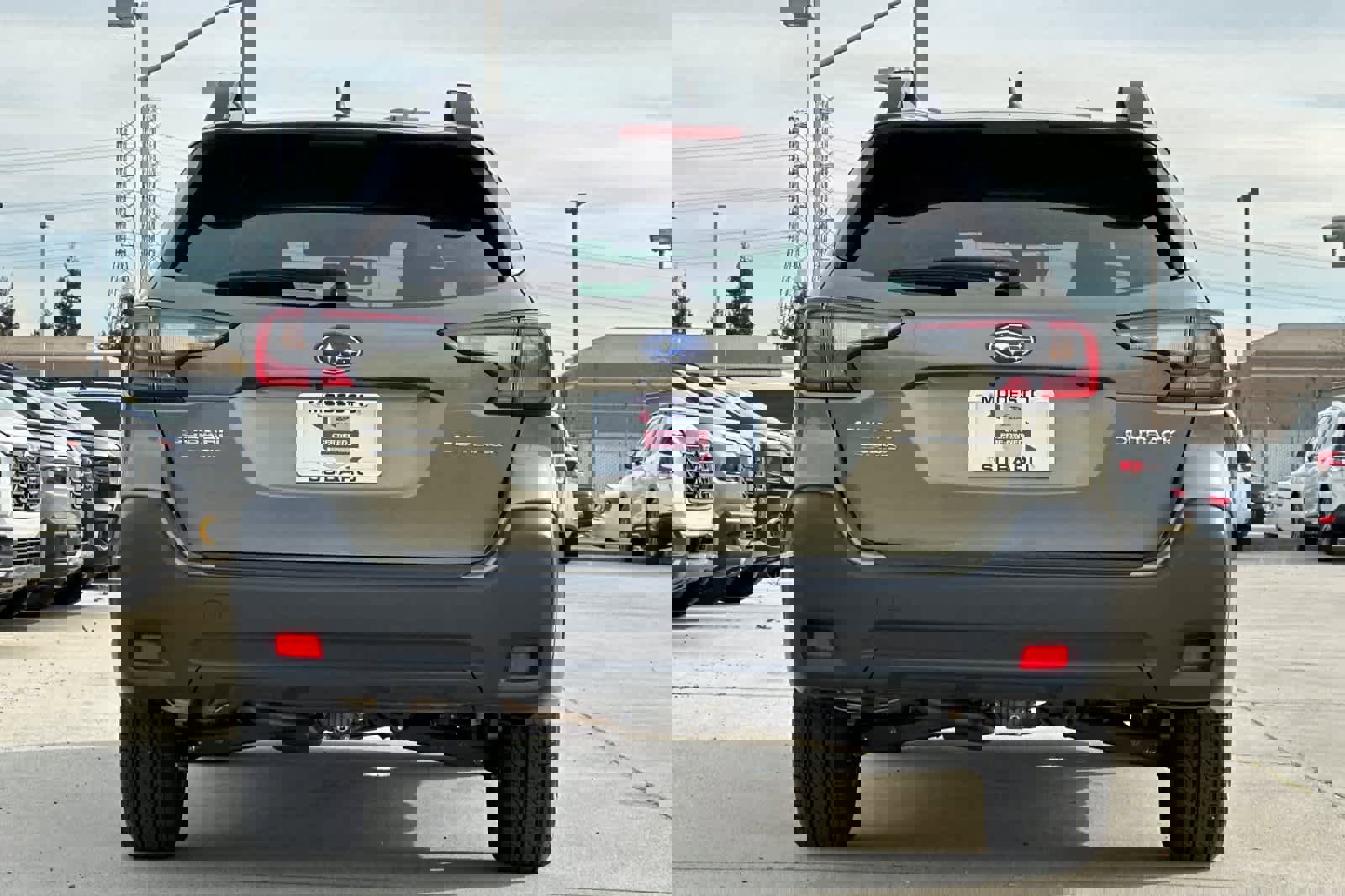 Certified 2025 Subaru Outback Premium w/ Popular Package #1 image 4