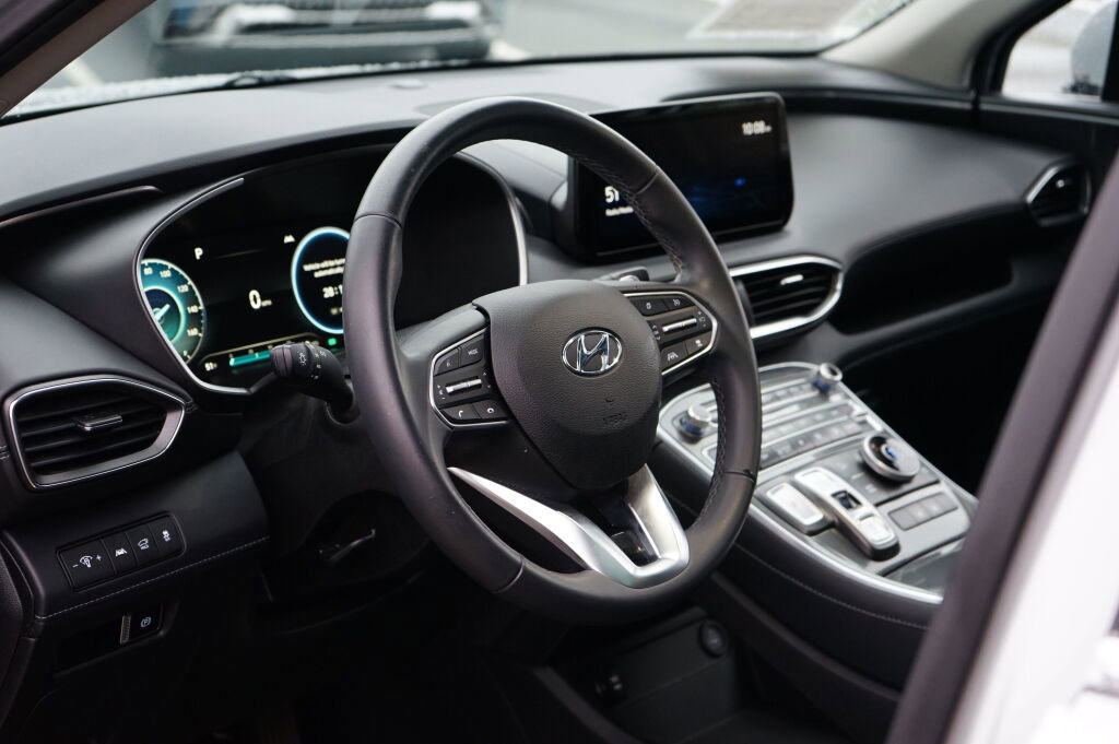 Certified 2021 Hyundai Santa Fe SEL Premium image 16