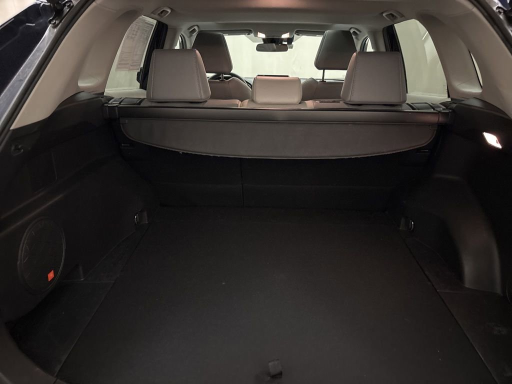 Used 2020 Toyota RAV4 XLE Premium image 9