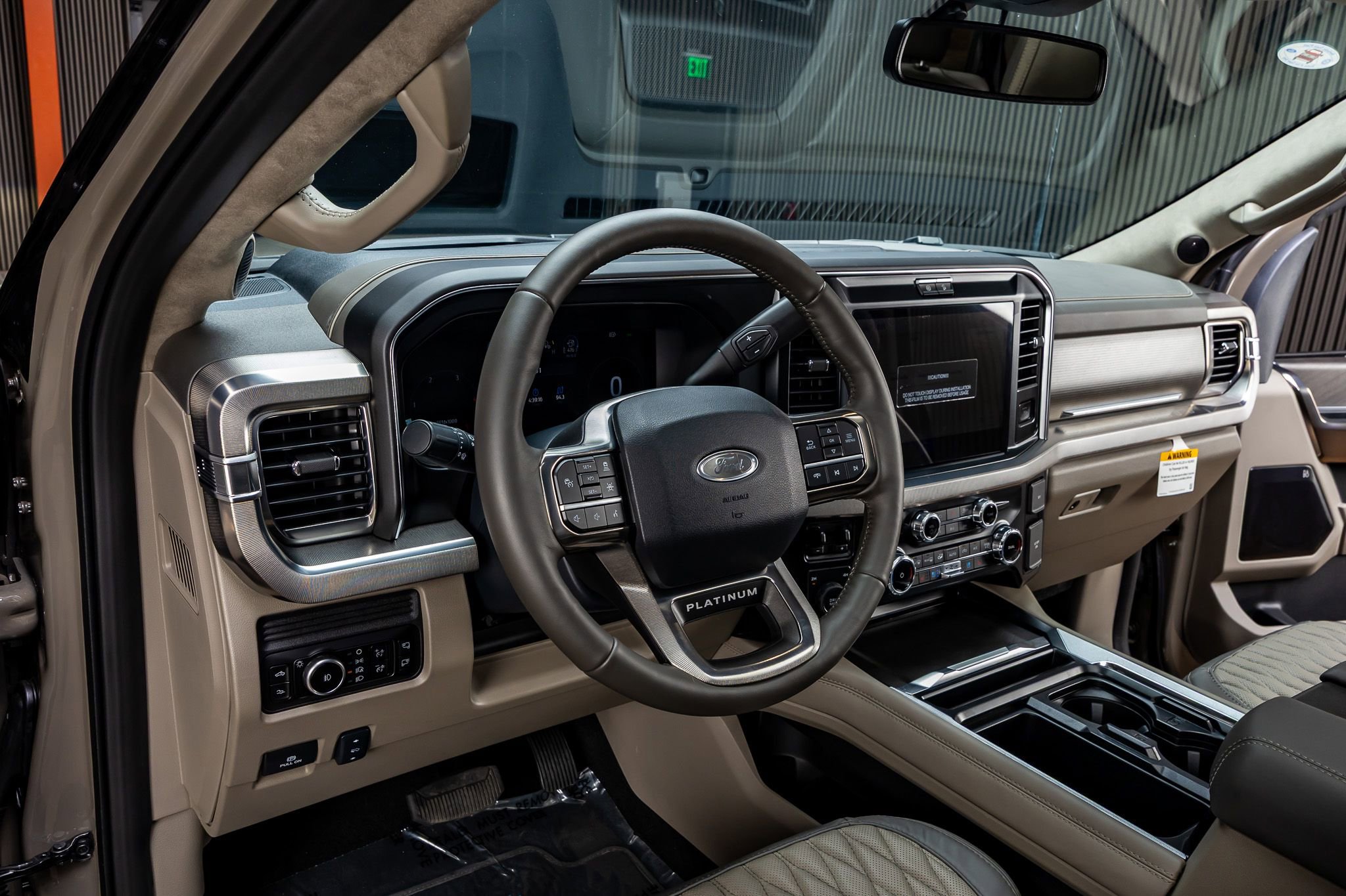 Used 2026 Ford F350 Platinum w/ Platinum Plus Package AWD/4WD image 17