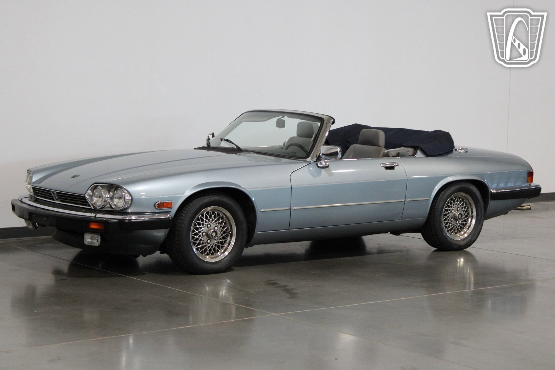 Used 1990 Jaguar XJS V12 Convertible RWD image 25