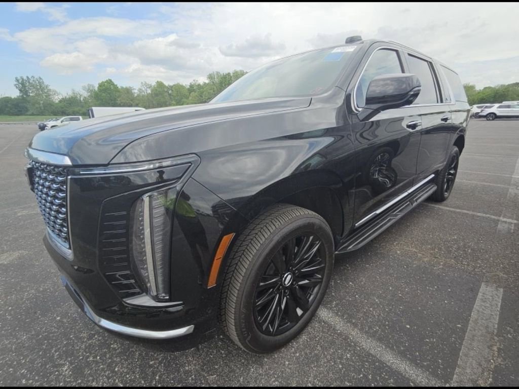 Used 2025 Cadillac Escalade ESV Premium Luxury AWD/4WD image 3
