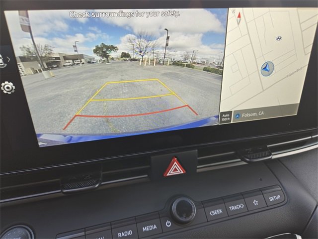 New 2025 Hyundai Elantra SEL image 19