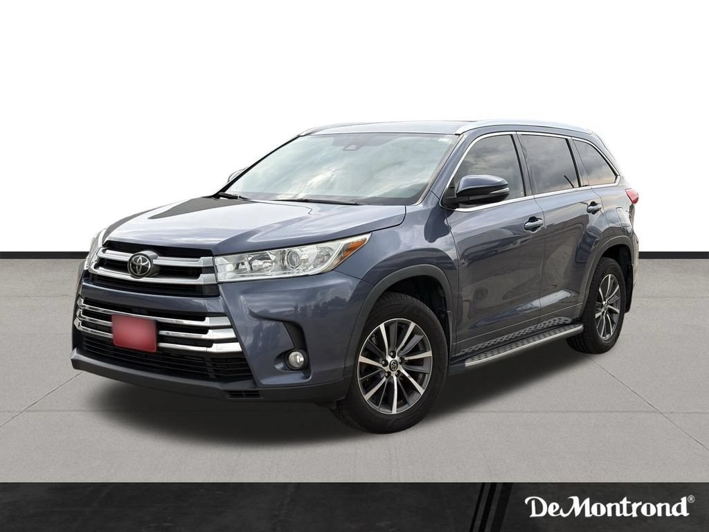 Used 2018 Toyota Highlander XLE FWD image 1