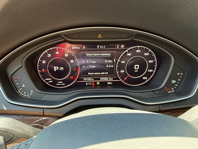 Used 2019 Audi Q5 2.0T Premium Plus w/ Premium Plus Package AWD/4WD image 24
