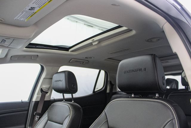 Certified 2021 GMC Acadia Denali w/ Denali Ultimate Package AWD/4WD image 30
