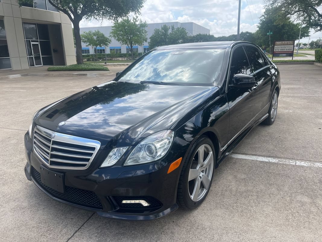 Used 2010 Mercedes-Benz E 350 Sedan image 4