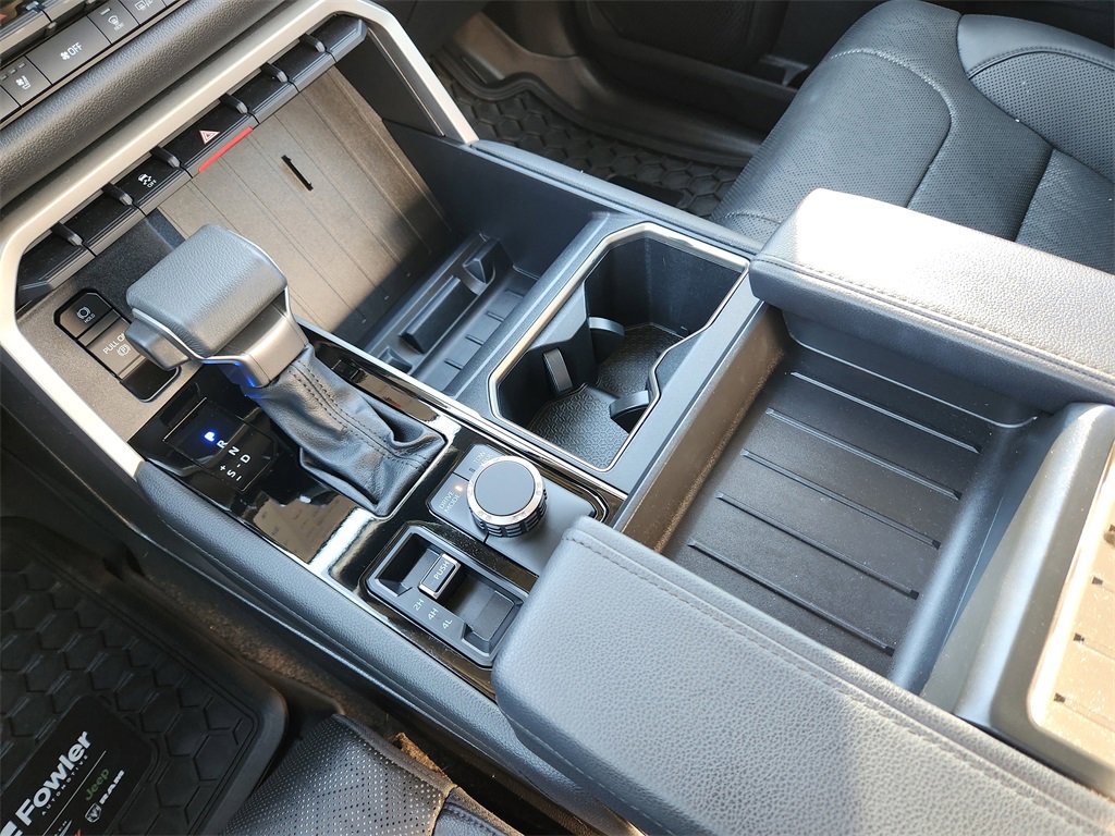 Used 2023 Toyota Tundra Limited image 23