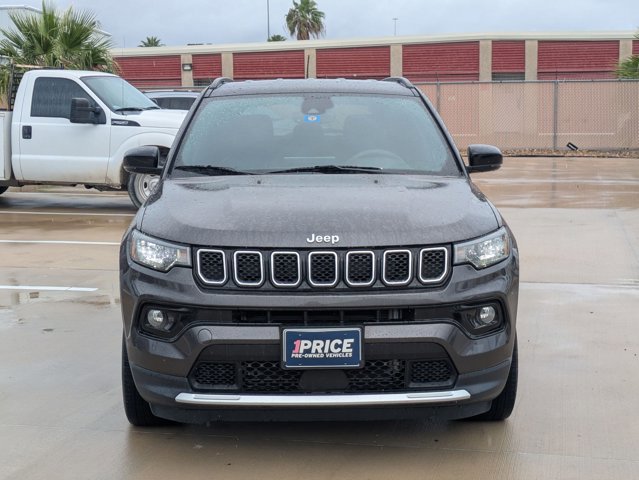 Used 2024 Jeep Compass Limited image 2